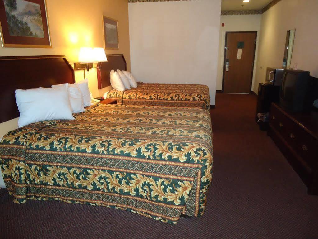 Red Roof Inn Fort Worth - Saginaw Экстерьер фото